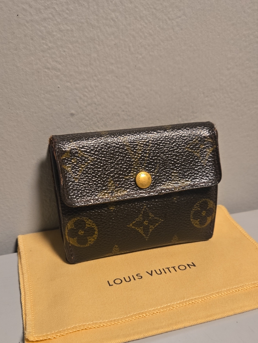 Louis Vuitton Monogram Compact Wallet - Picture 2 of 9